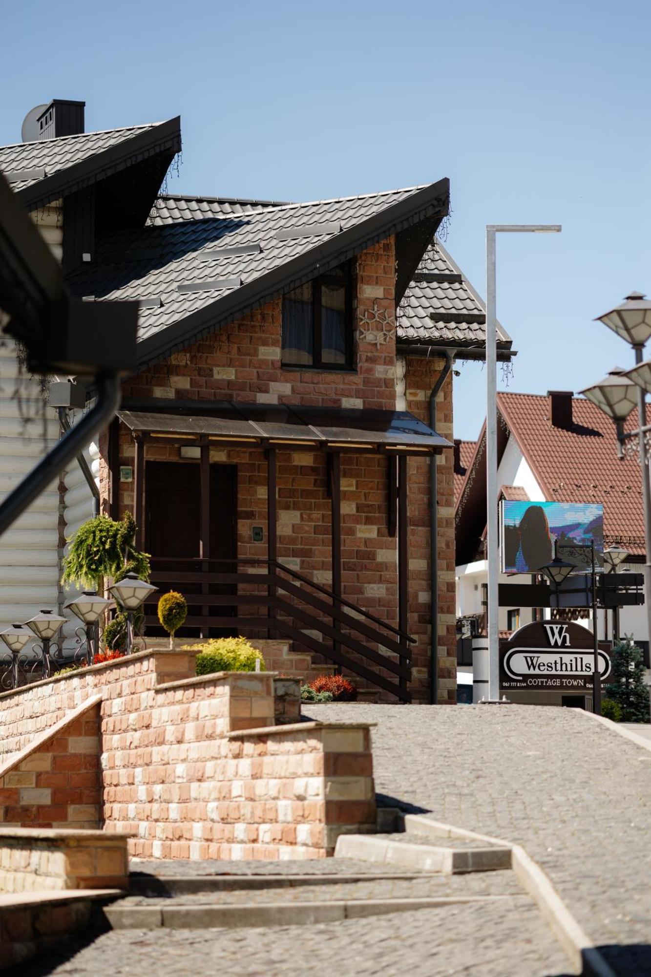 Westhills Cottage Town & Spa 布克维 外观 照片